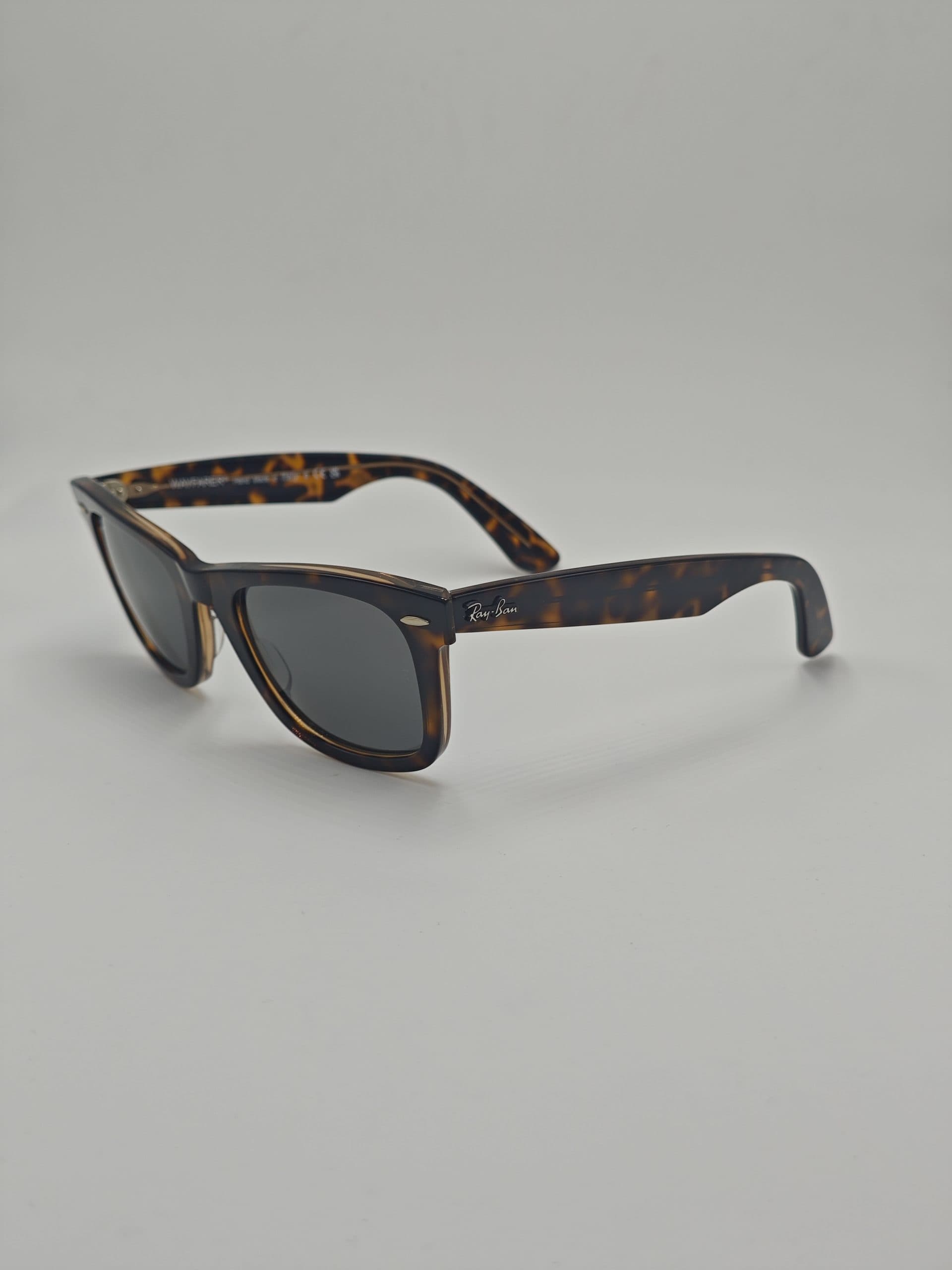 RAY-BAN : RB2140