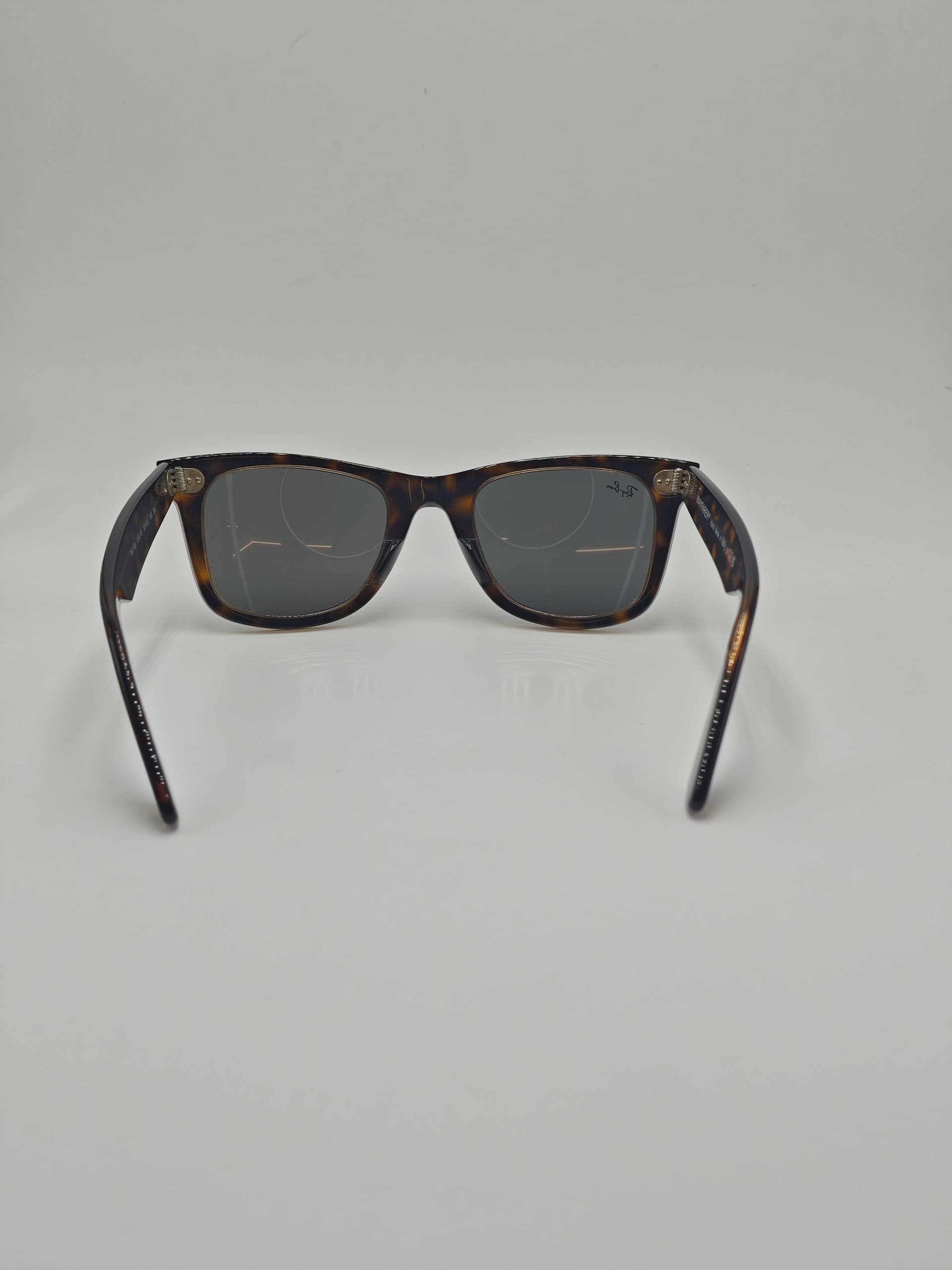 RAY-BAN : RB2140